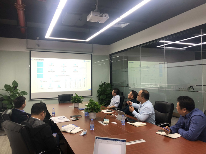 热烈欢迎江西新余市工信局领导莅临普菲特考察指导